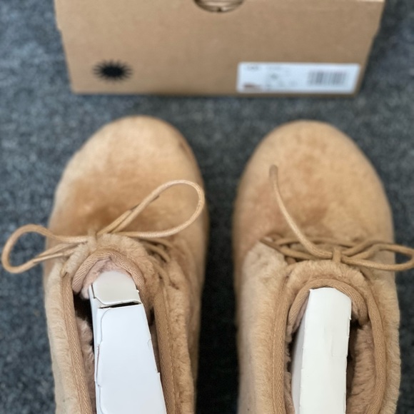 Ugg Neumel Cozy Water Resistant Boot, NWT & Box, Women’s 7 US (38 EU, 5 UK). - Picture 5 of 7